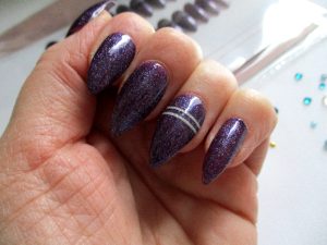 parure de faux ongles Violette