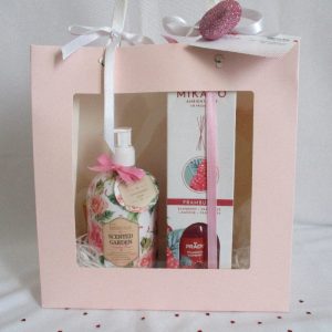 sac cadeaux parfum rose